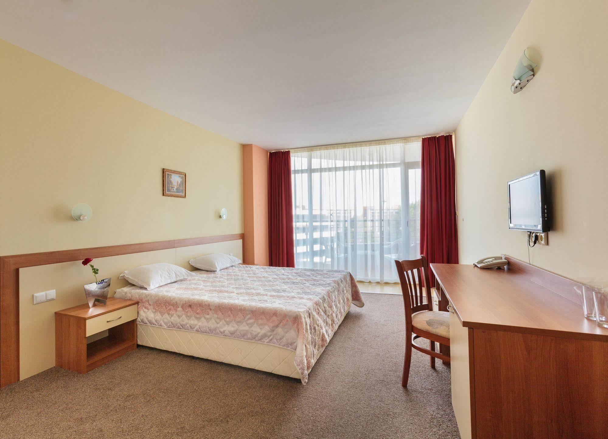 Hotel Riagor Slantschew brjag Exterior foto