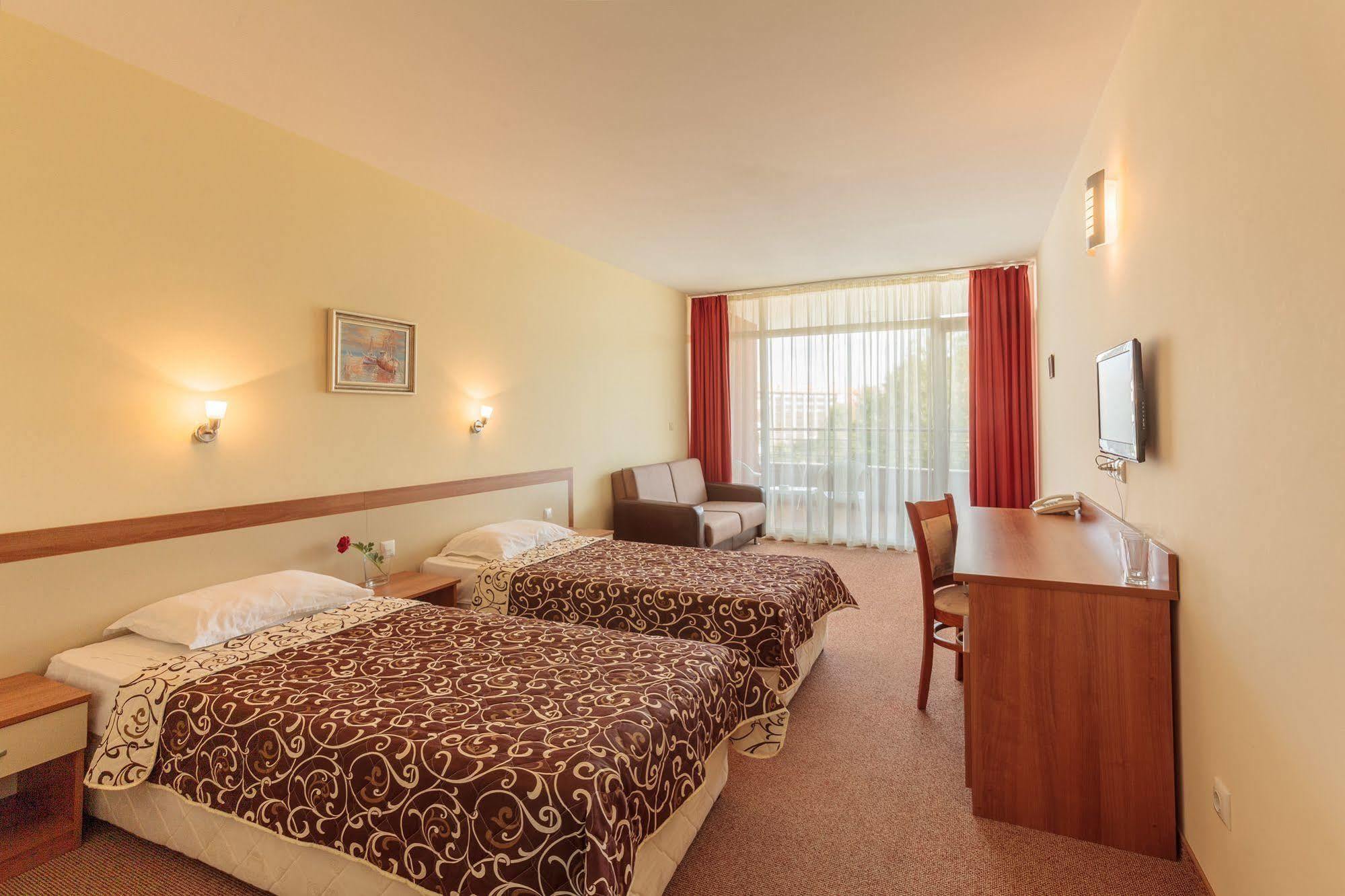 Hotel Riagor Slantschew brjag Exterior foto